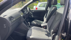 Volkswagen Tiguan 2.0 TDI 200 4Motion R-Line 5dr DSG Diesel Estate